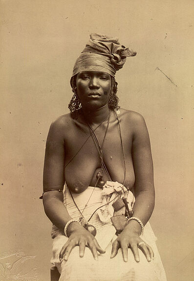 Paï-pi-bri- femme- face