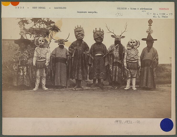 Danseurs masqués