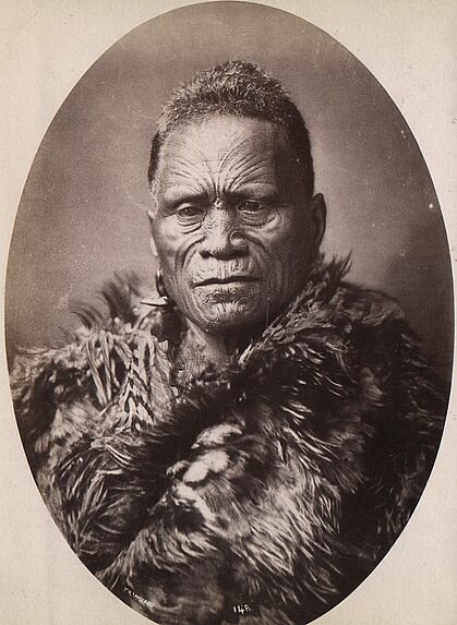 Homme Maori au visage tatoué [Portrait de Tāwhiao]