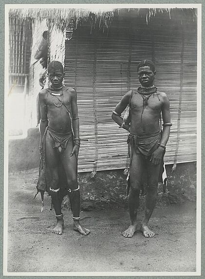 Boudoukou. Deux hommes [portrait d'hommes]