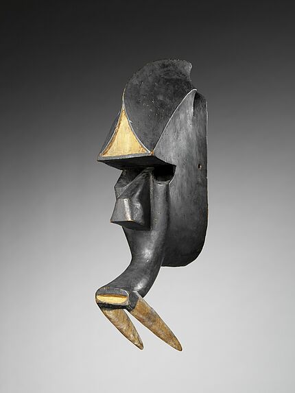 Masque zoomorphe
