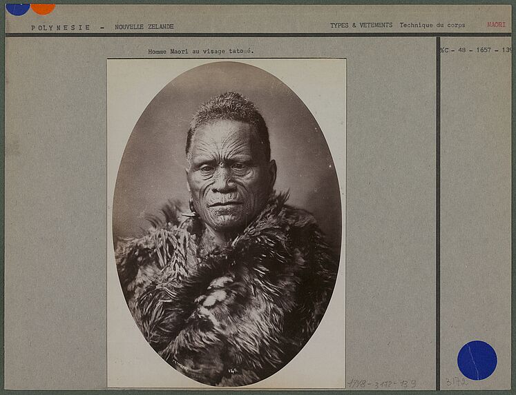 Homme Maori au visage tatoué [Portrait de Tāwhiao]