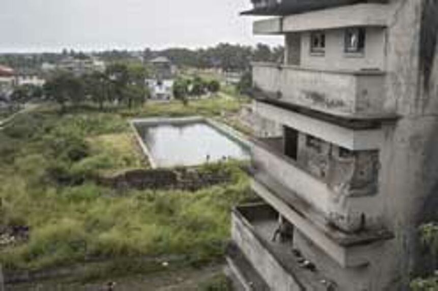 Grande Hotel, Beira, Mozambique, 2008 [panorama part 2]