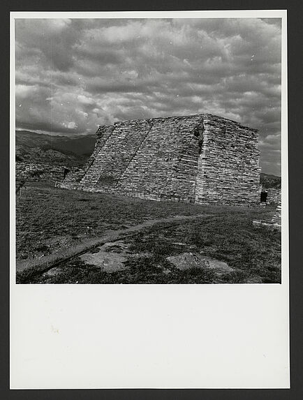 Mixco Viejo, pyramide A1