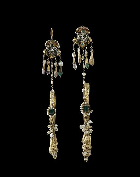 Paire de boucles d'oreilles