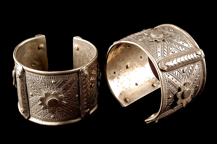Paire de chevillères en argent