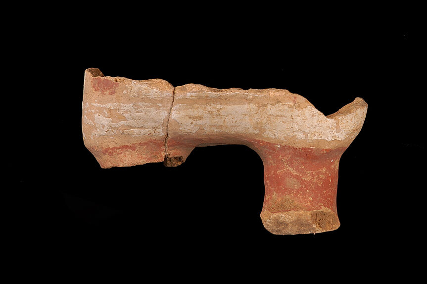 Fragment de vase anthropomorphe : pieds