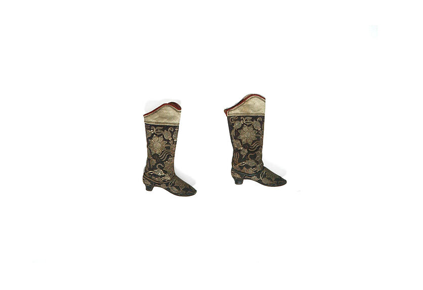 Costume de femme : bottes