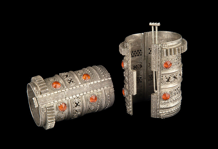 Paire de bracelets