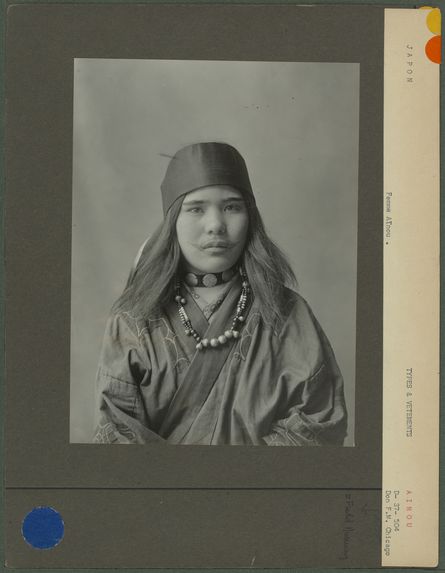 Femme Aïnou [Portrait de Shirake Osawa]