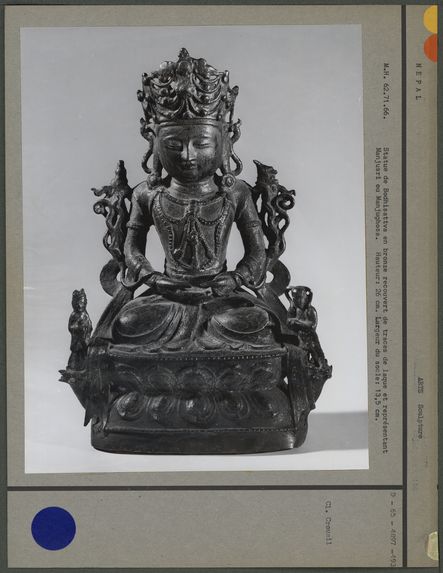 Statue de Bodhisattva en bronze