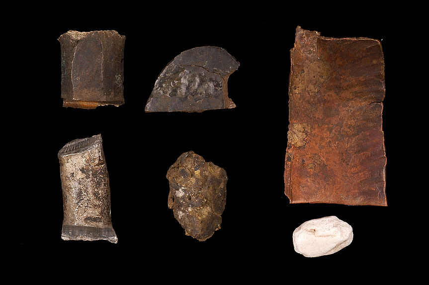 Echantillons de métaux ou pierres
