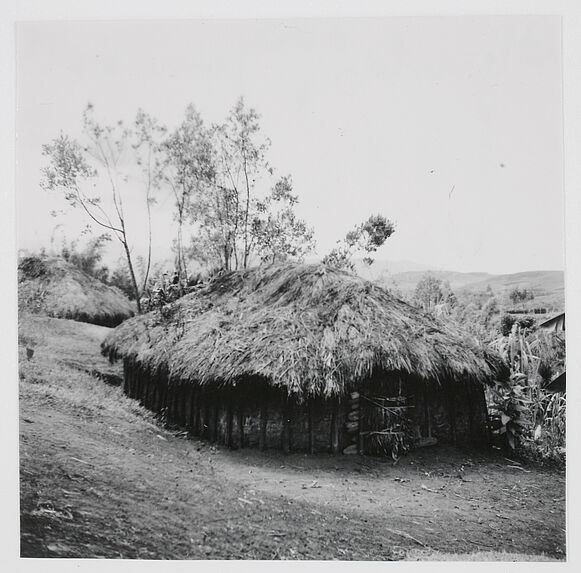 Olgenbeng, Nennga