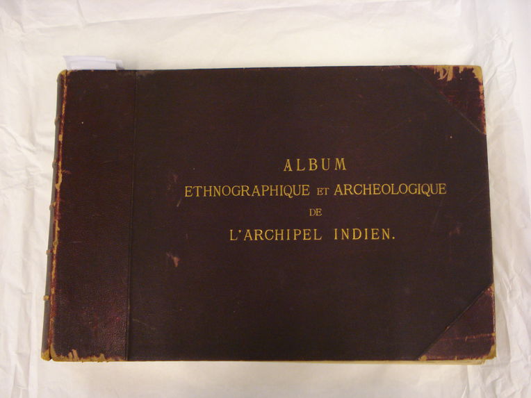 Album ethnographique et archéologique de l'Océan Indien
